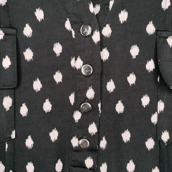 NWT Cocomo Plus Size 3X Black & White Geo Print Pintuck Short Sleeve Top - Picture 4 of 7